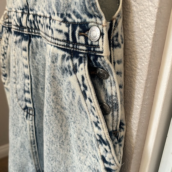 Forever 21 Acid Wash Overalls NWOT - Picture 6 of 11